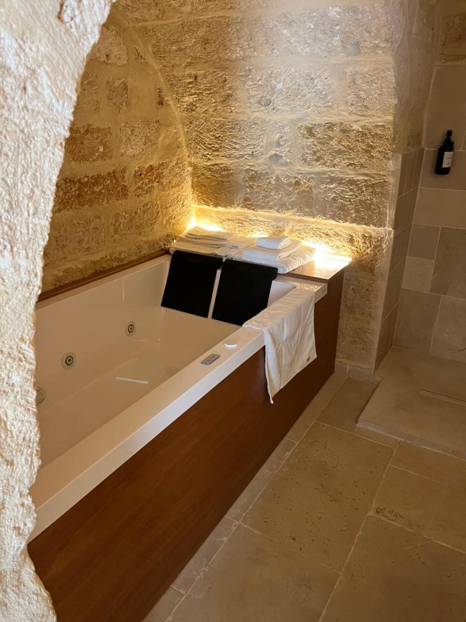 Apartamento Dimora Grottacielo Polignano a Mare Habitación foto